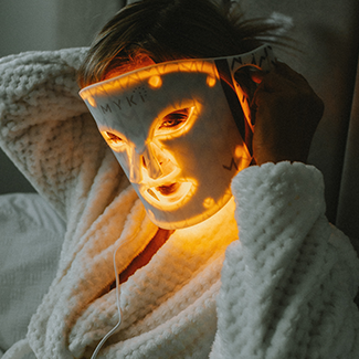 The Ultimate Guide to LED Light Therapy Masks: How Do They Work?